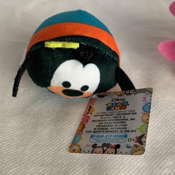 4 Disney Tsum Tsum Mini Plush Characters: Mickey, Goofy, Piglet, Eeyore NWT - Picture 5 of 8